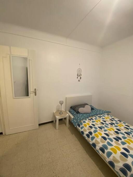 Appartement T4 A Deux Pas De La Gare St Charles Марсель Екстер'єр фото