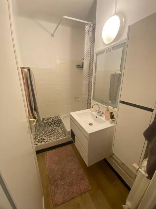 Appartement T4 A Deux Pas De La Gare St Charles Марсель Екстер'єр фото